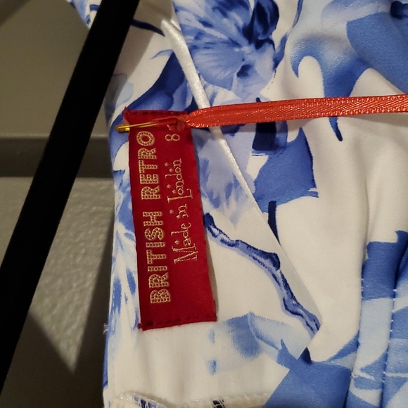 NWT British Retro Size 8UK/4US Pencil Dress - Picture 4 of 5